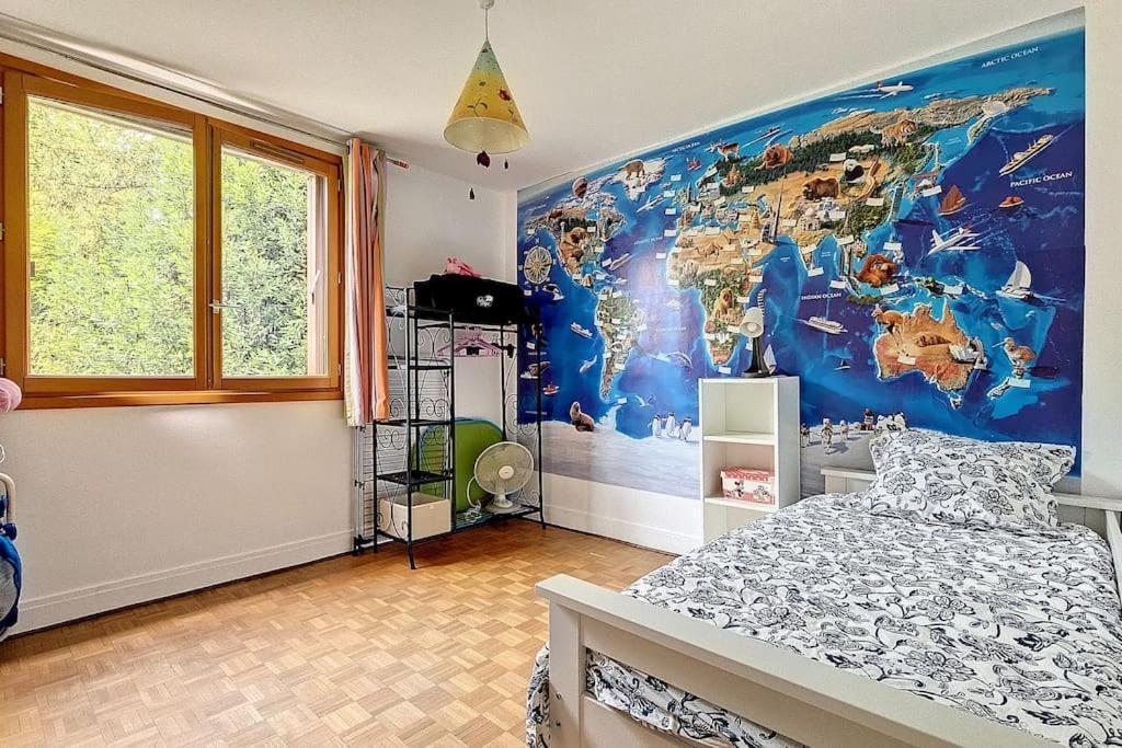 Paris Et Versailles A Proximite ! Sèvres Extérieur photo
