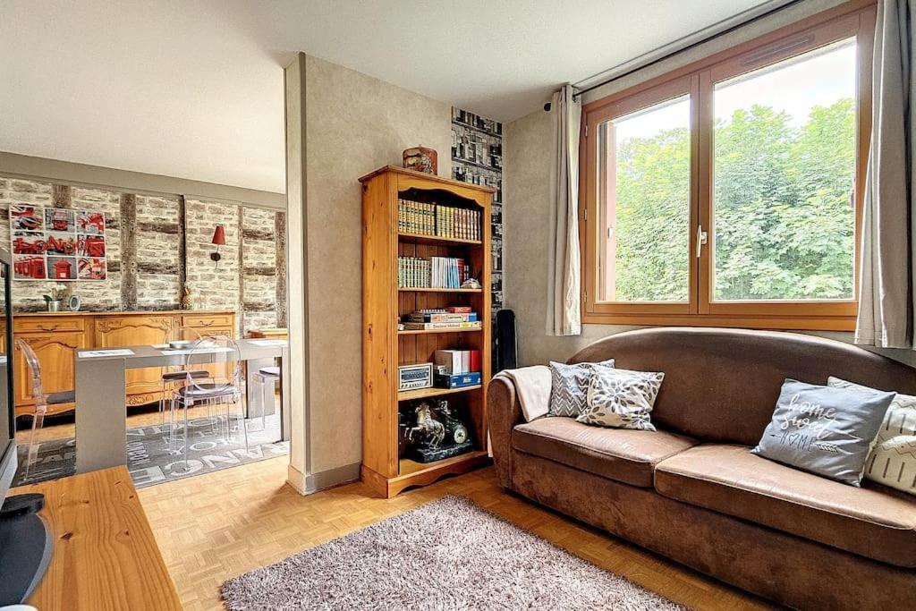 Paris Et Versailles A Proximite ! Sèvres Extérieur photo